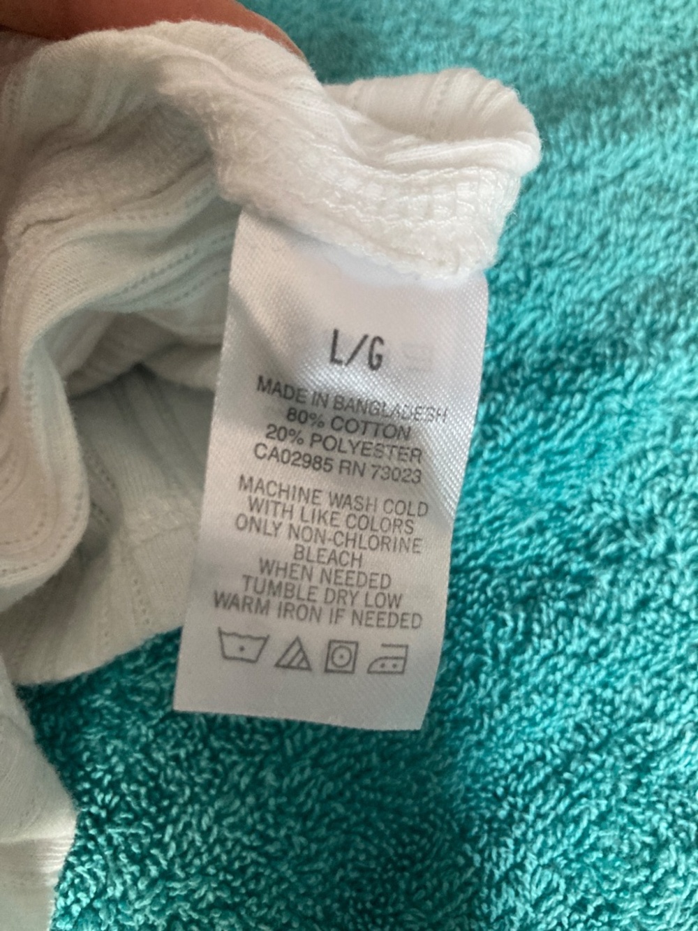 Pair of Vintage Aeropostale Long Sleeves - Picture 5 of 6